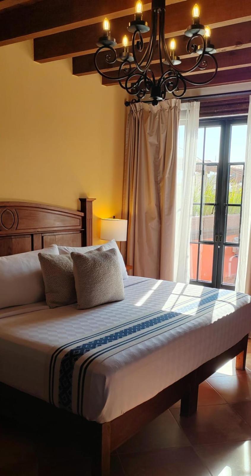 Five Queens Boutique Hotel 圣米格尔－德阿连德 外观 照片
